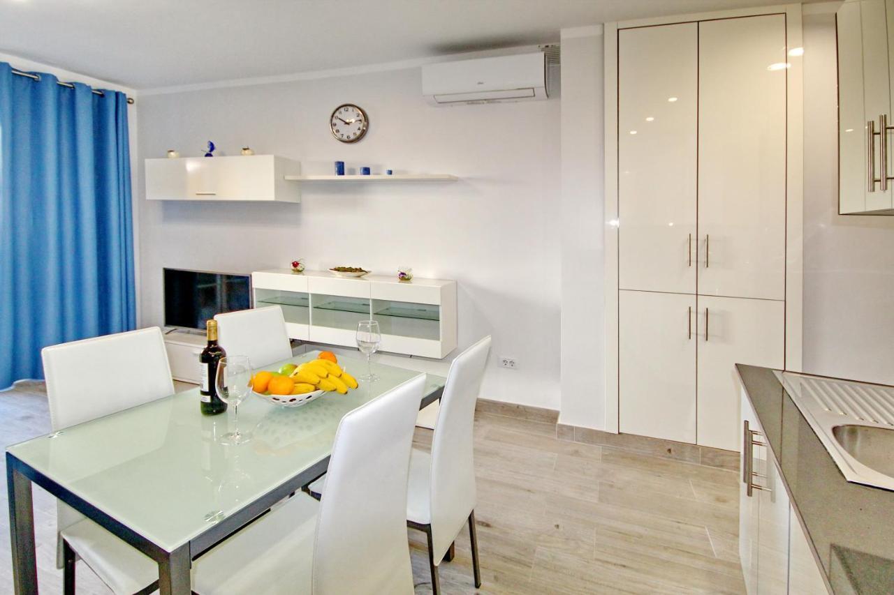 Modern Apartment In Complex With Pool In Costa Adeje Экстерьер фото